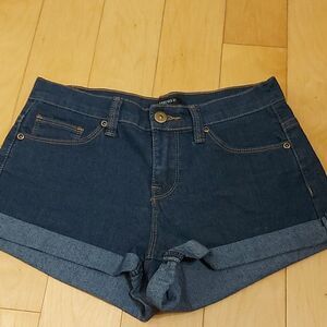NWOT Forever21 Jean short W25